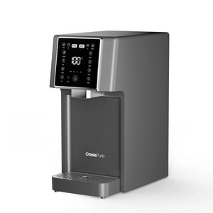 45-Grad-Seitenansicht der FreshGo Slim Osmoseanlage – besonders schlankes Design mit direktem Wasseranschluss und kompakter Bauweise.